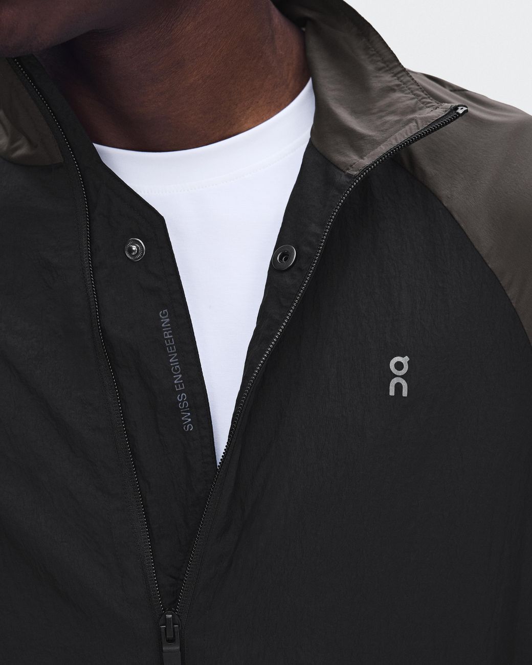 On Shoes Black All-Day Track Jacket for men