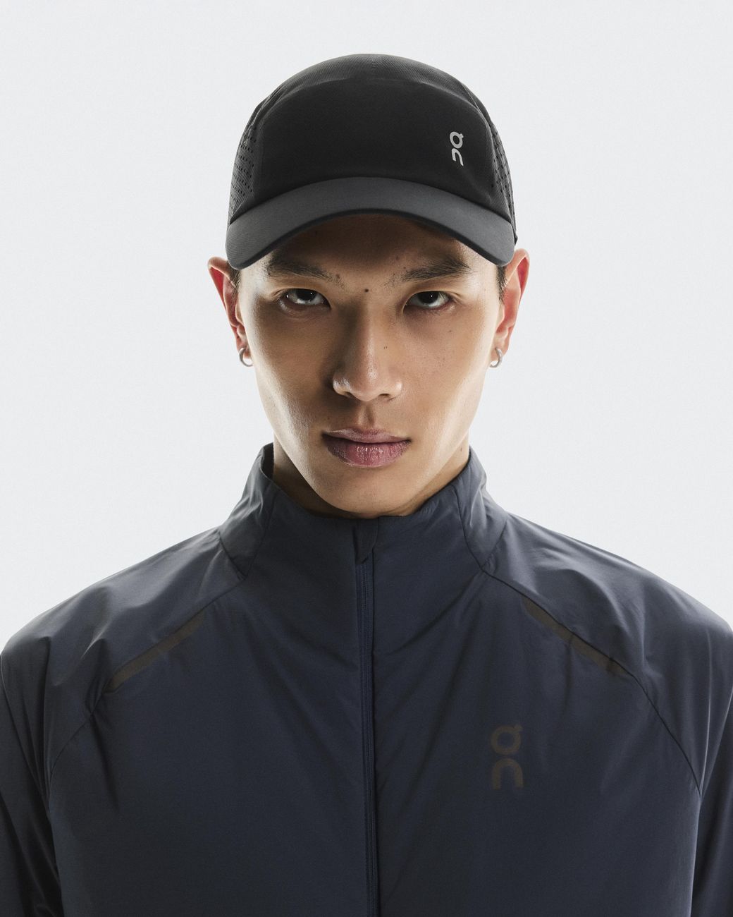 Lightweight Cap On Shoes en coloris Black