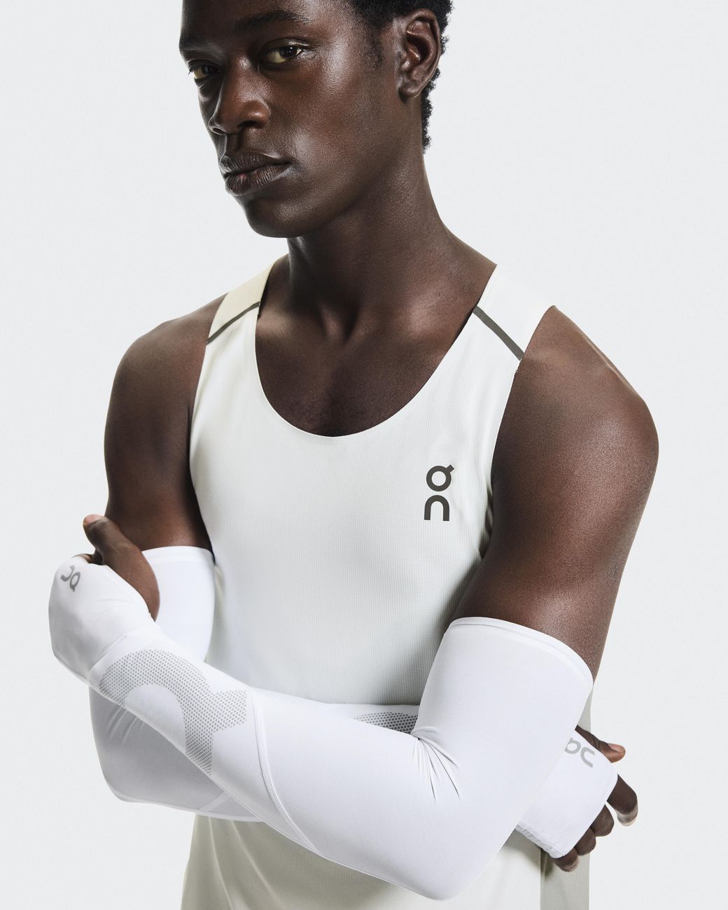On Shoes Gray Solar Arm Sleeves