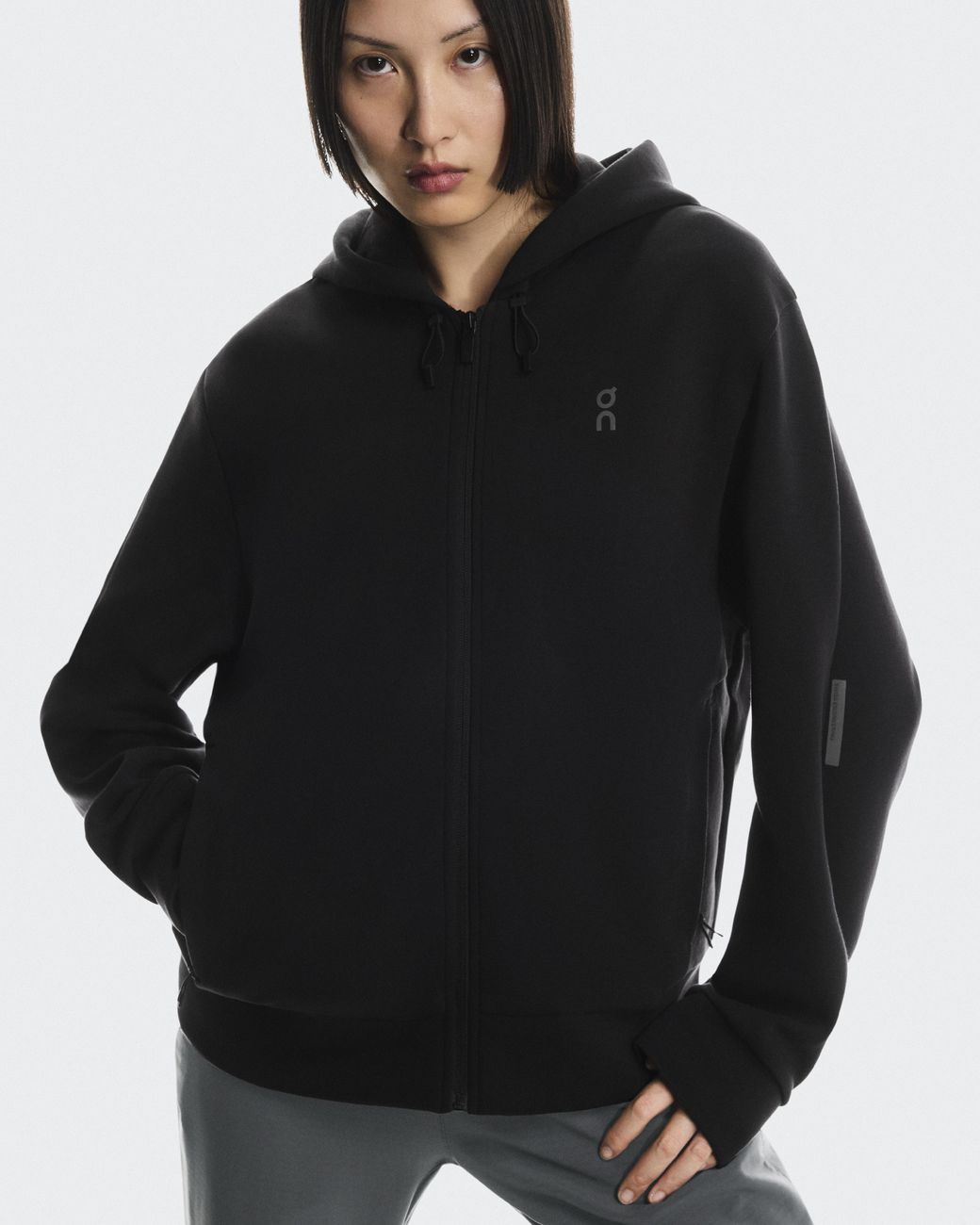 On Shoes Black Focus Tech Zip Hoodie