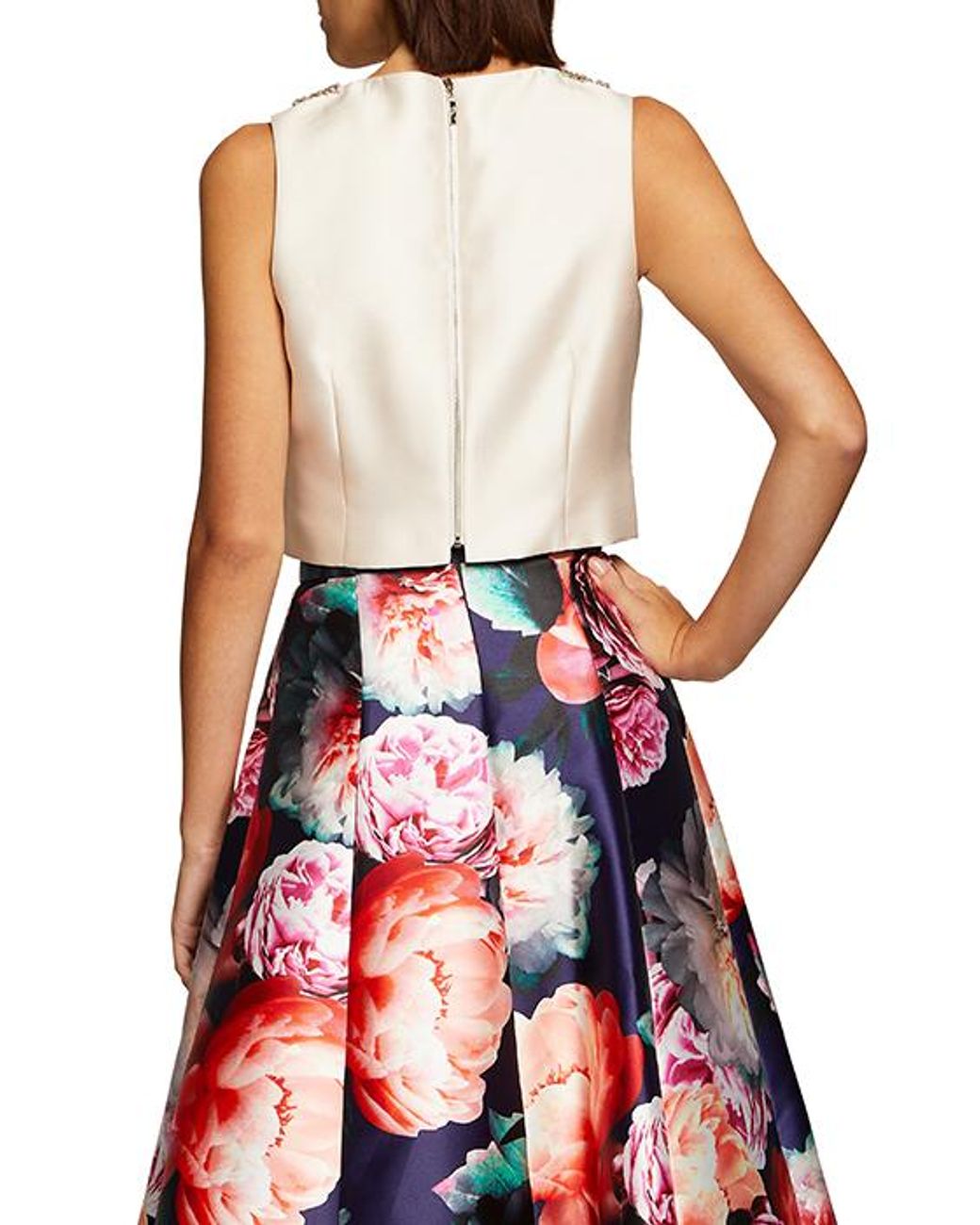 Eliza J Crop Top Champagne Champagne | Lyst