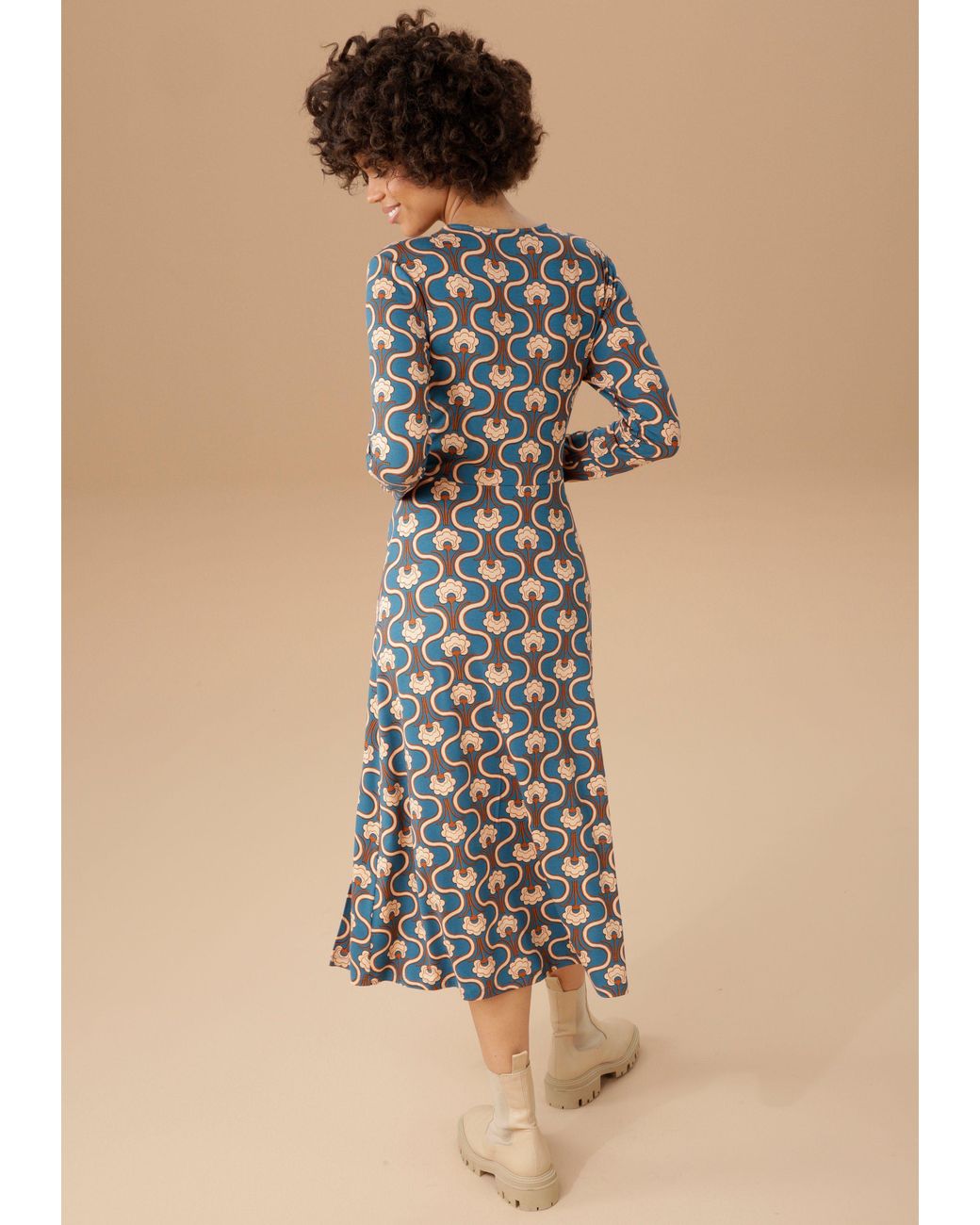 Aniston CASUAL Jerseykleid mit trendigem | Lyst DE Grau bedruckt Retromuster in