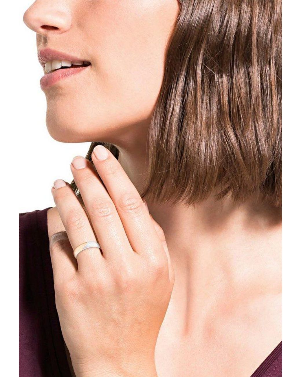 Amor White Partnerring, Made