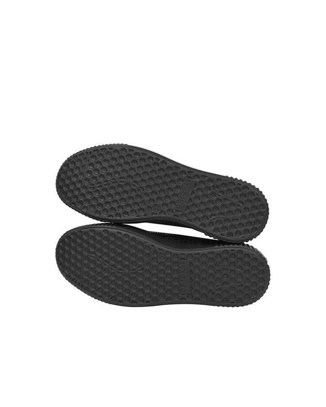 CRICKIT Black Uma Sneaker