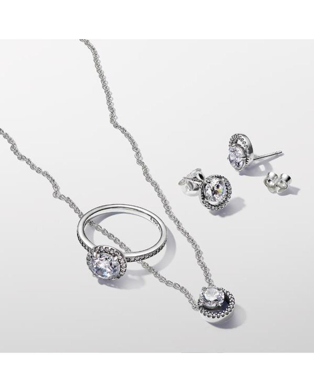 Pandora Metallic Sparkling Round Halo Pendant Collier Necklace