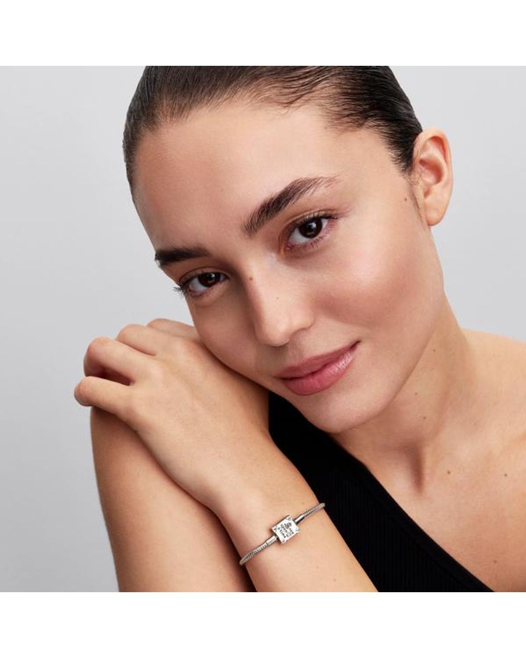 Pandora Metallic Disney Princess Storybook Lab-Grown Diamond Snake Chain Bracelet