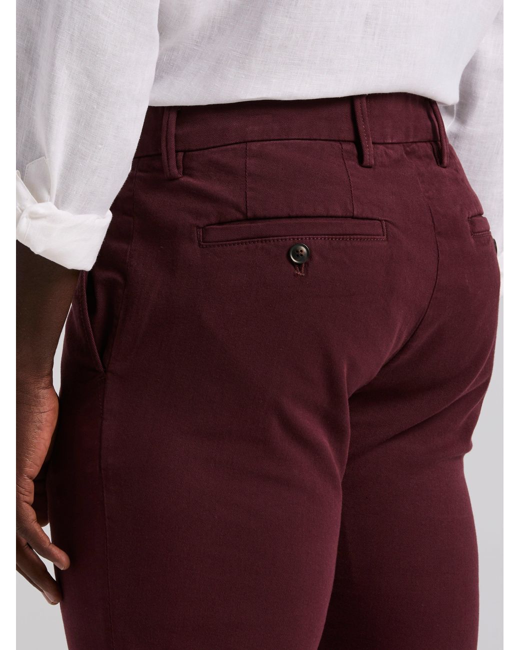 Perry Ellis White Slim Fit Dyed Solid Twill Chino Pants for men