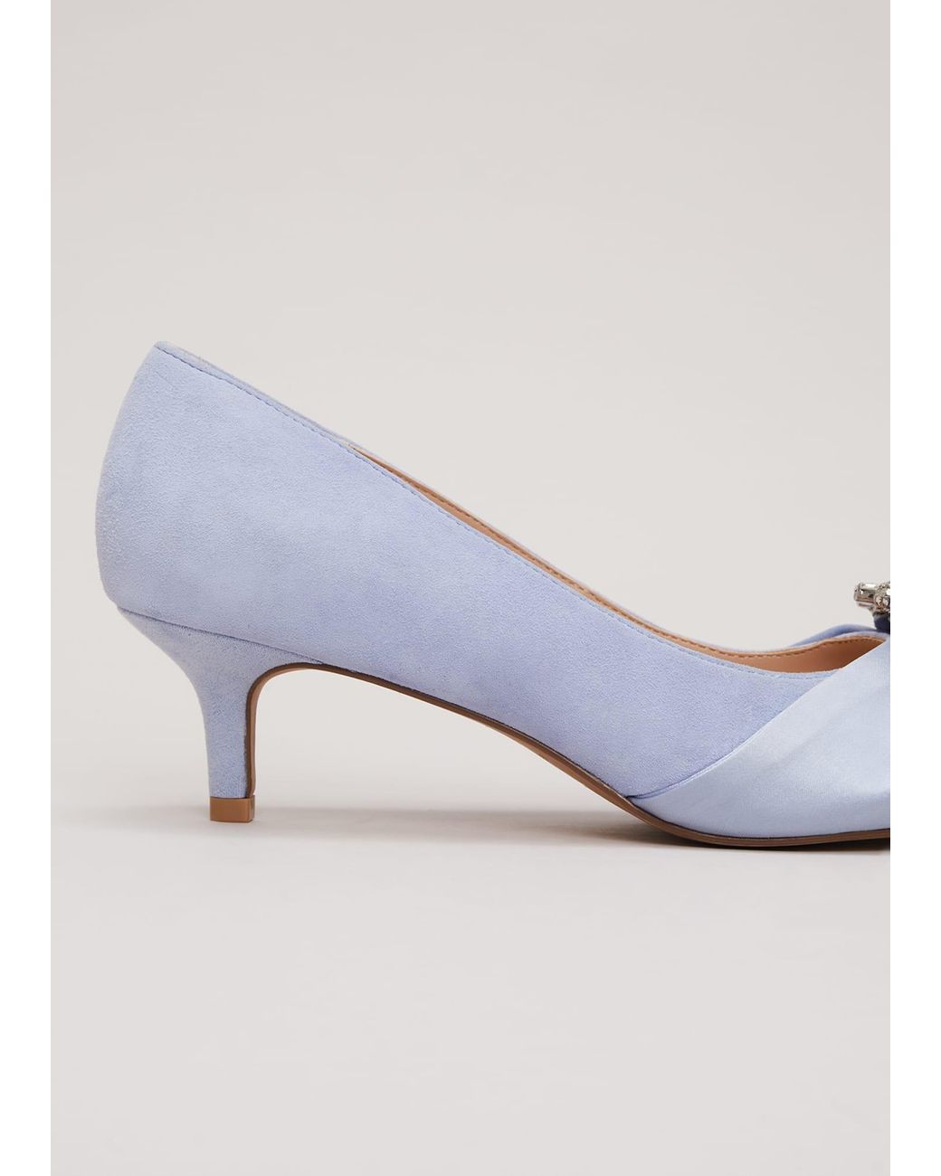 Pale blue kitten heels top