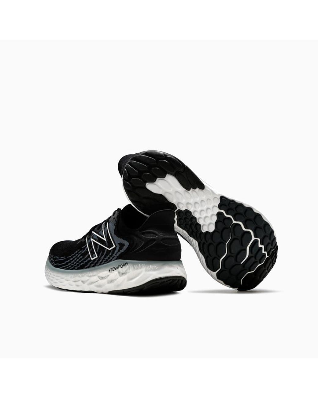 New Balance Sneakers M1080i11 - Men in Black for Men - Save 36% | Lyst