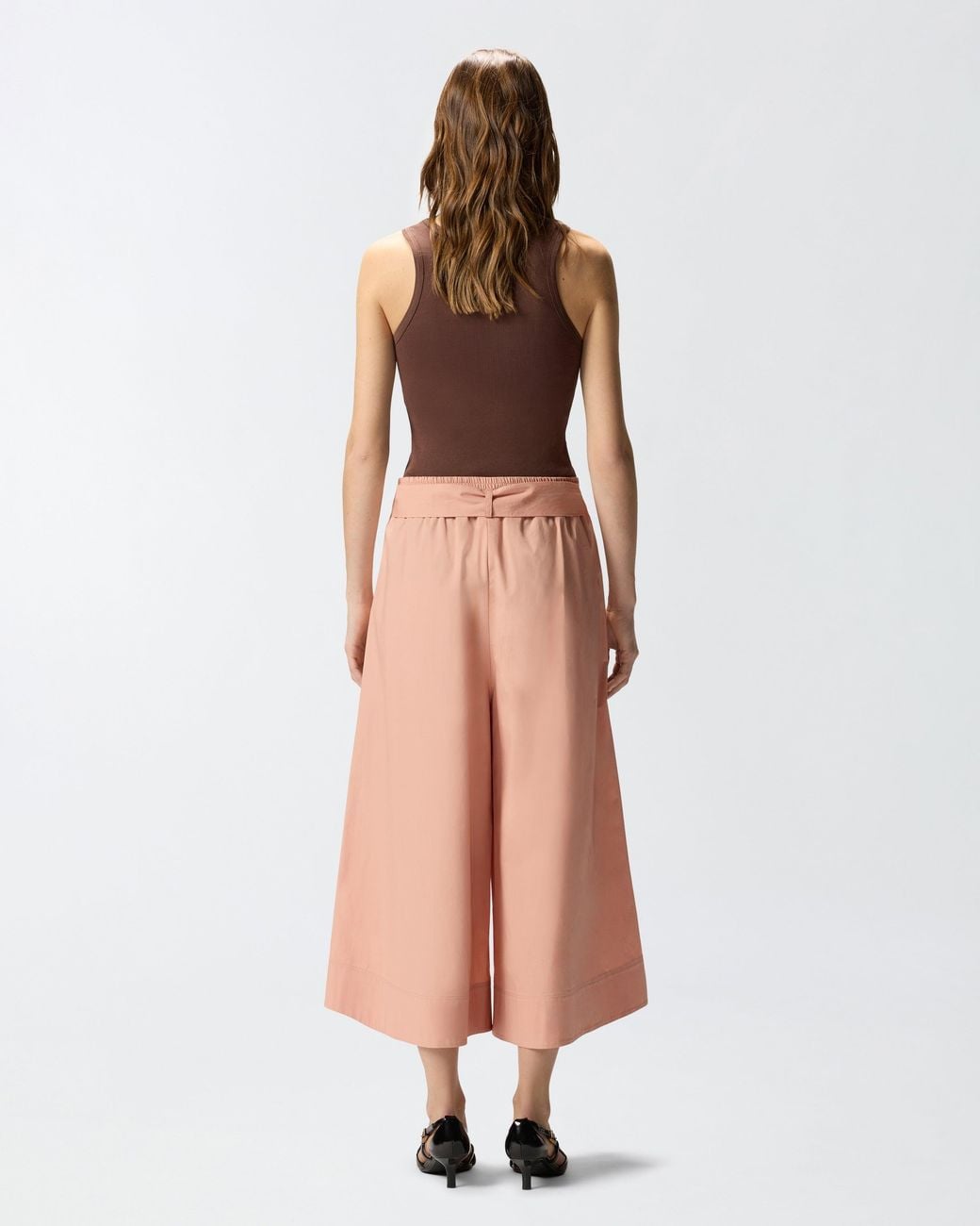 Pinko White Long Shorts With Love Birds Buckle