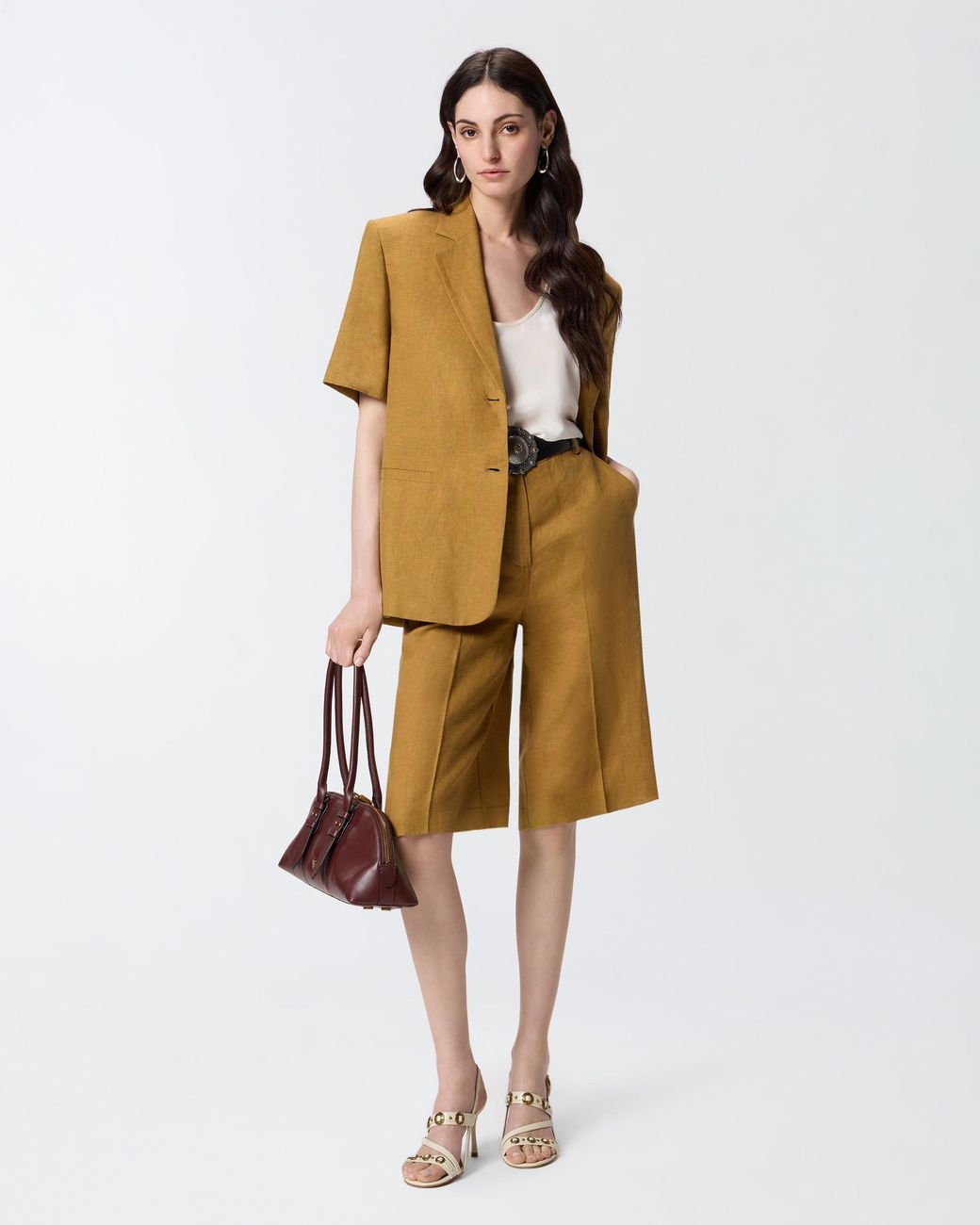 Pinko Natural Linen Bermuda Shorts With Pressed Pleat Detail