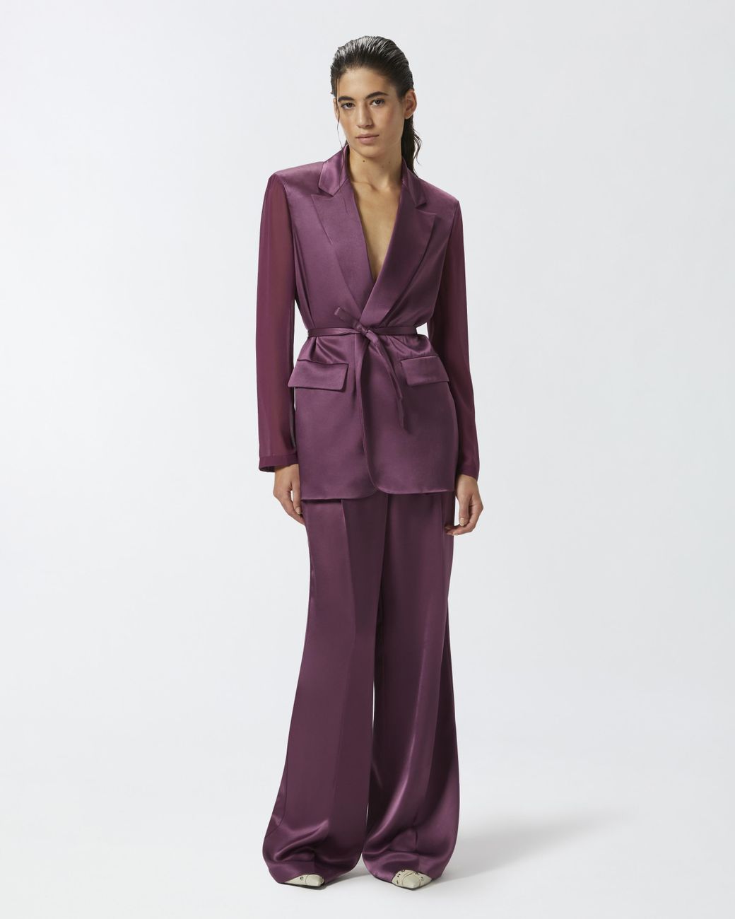 ボトムスその他 Pinko Shiny Purple Blazer With Tailored Fit Pinko Shiny Purple Blazer With Tailored Fit | THE LIST