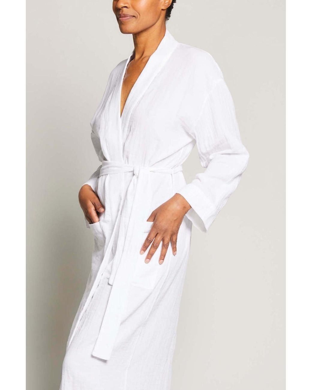 robe dresses and bathrobes Pour Les Femmes Angel Long Robe in White Womens Clothing Nightwear and sleepwear Robes 