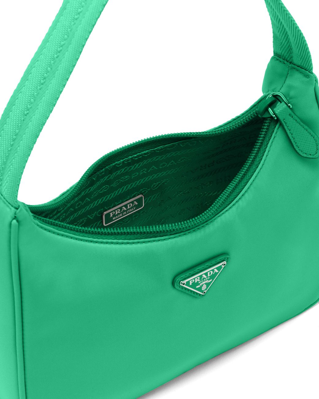 Prada Re-edition 2000 Nylon Mini Bag in Green | Lyst