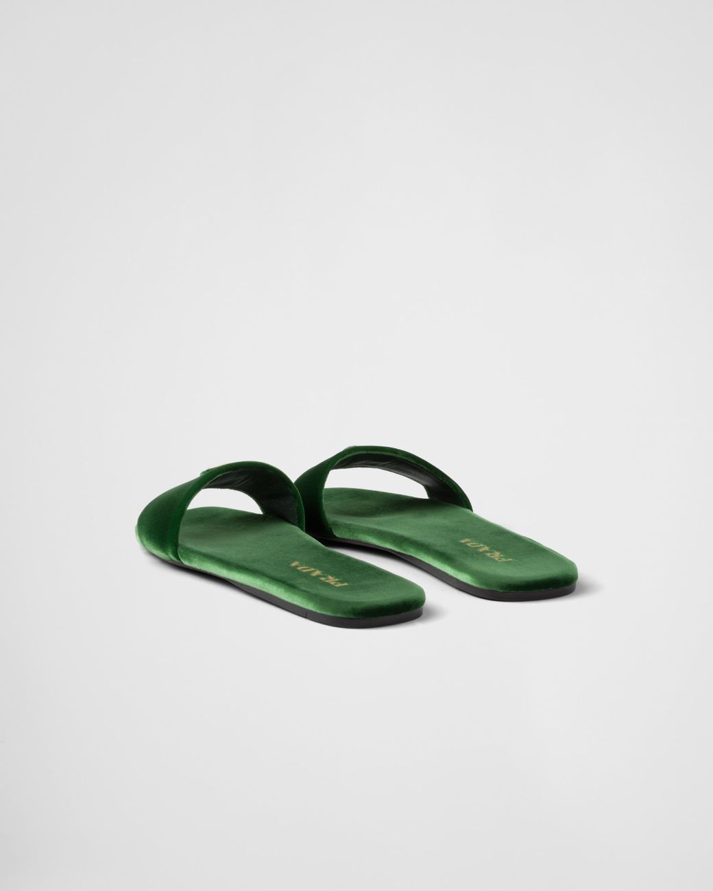 【PRADA】ベルベットのスライド Shop Prada Flat Velvet Slides | Saks Fifth Avenue