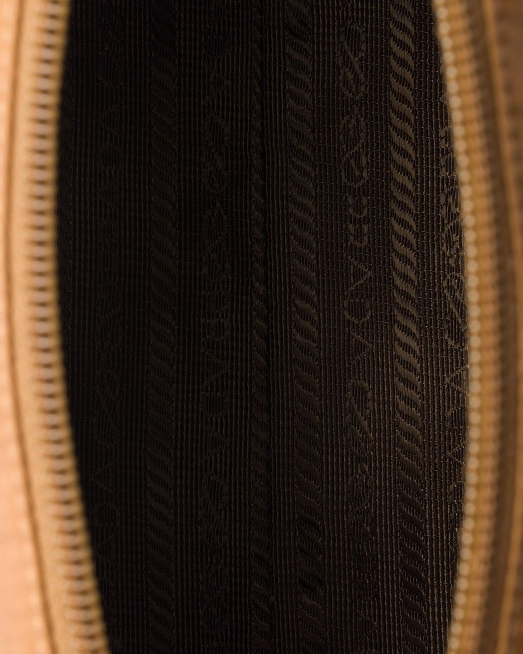 Necessaire Medium di Prada in Brown