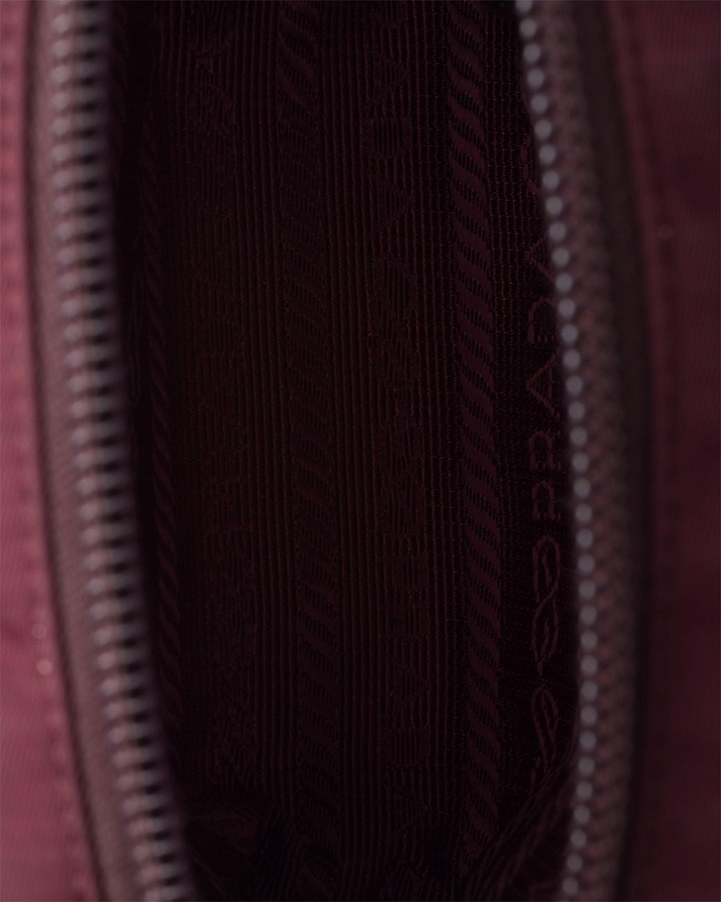 Pouch Micro De Re-Nylon, Mujer Prada de color Purple