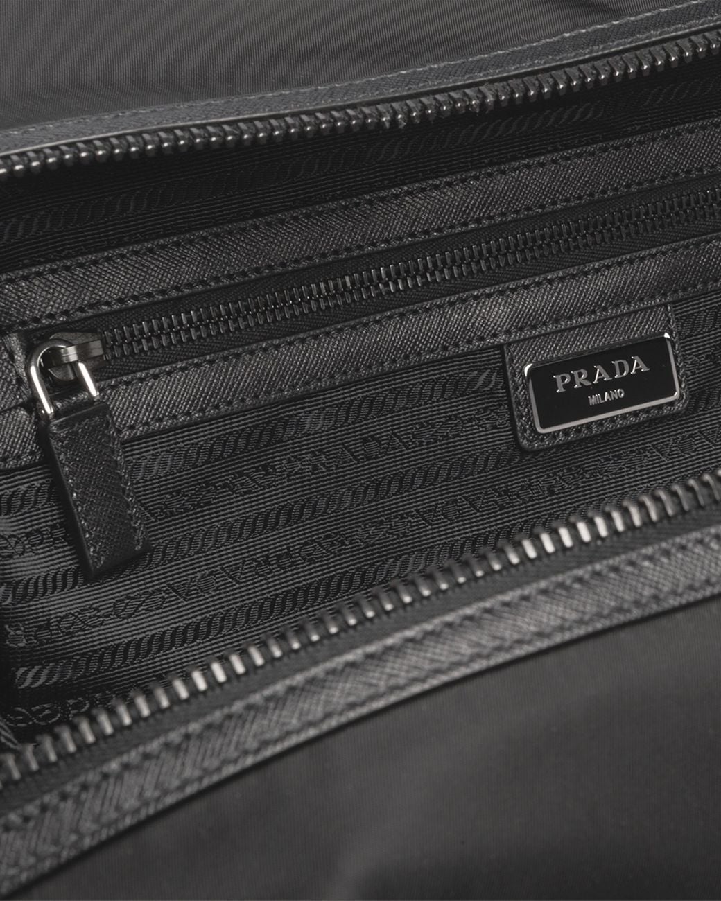 Sacca Da Viaggio di Prada in Black