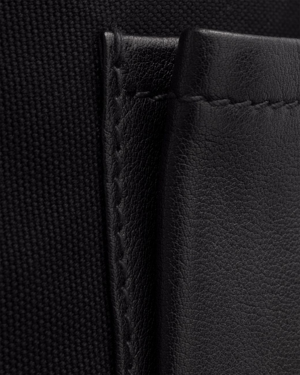 Borsa Route Large di Prada in Black