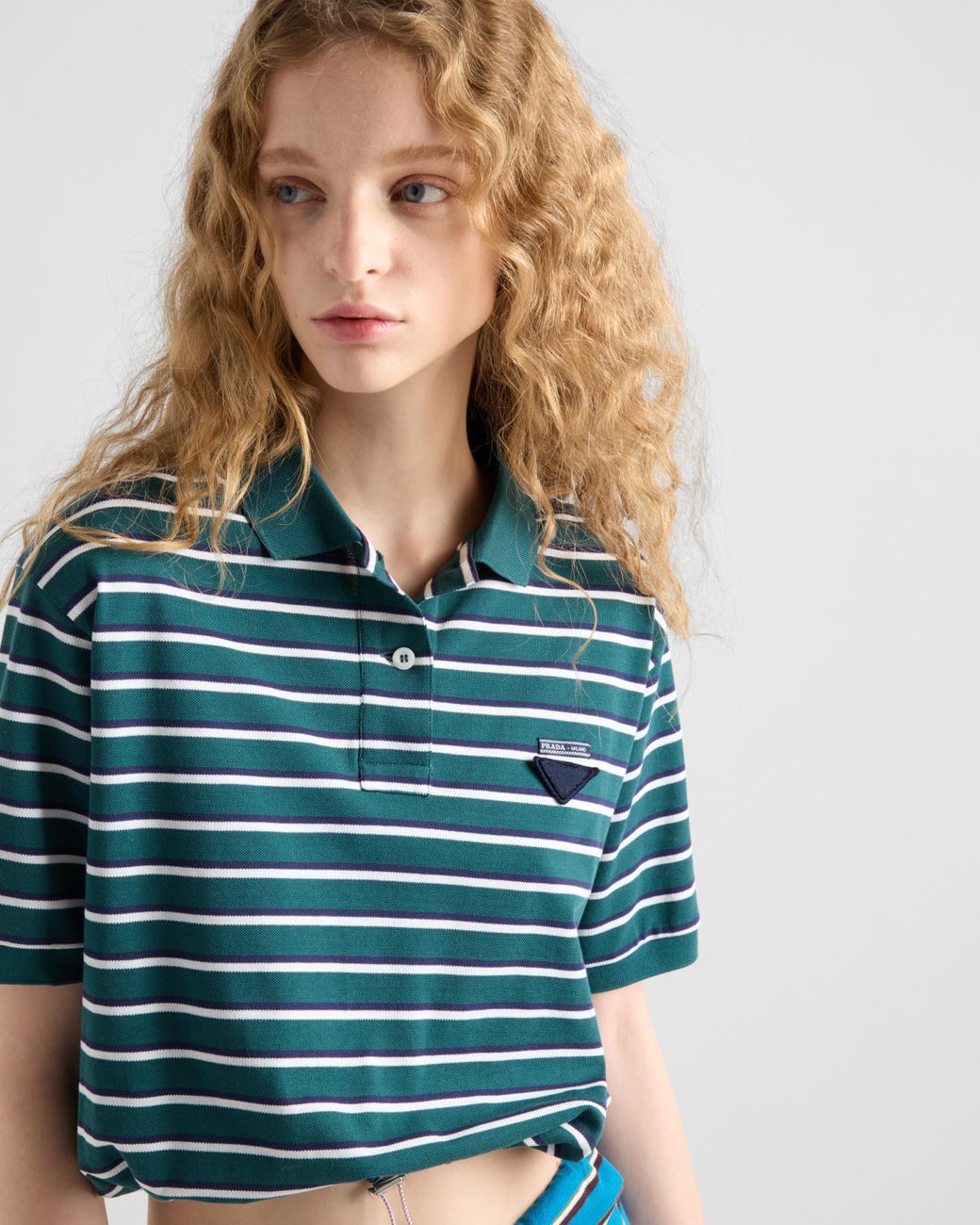 トップス SS1996 PRADA WOMEN POCKET POLO SHIRT FORMED: Prada Green Spread Collar Shirt | SS 1996 Prada's