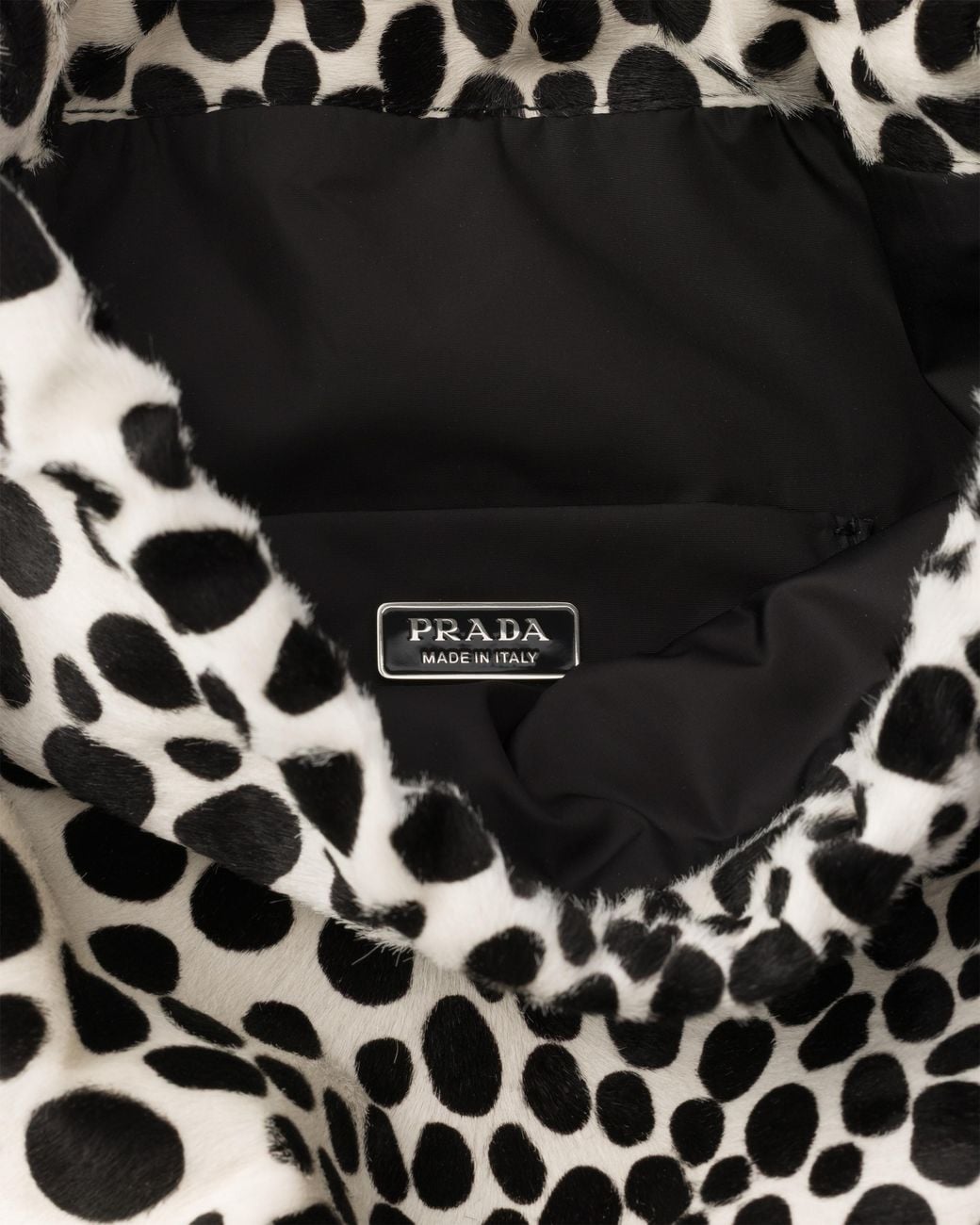 Pouch Wish di Prada in Black