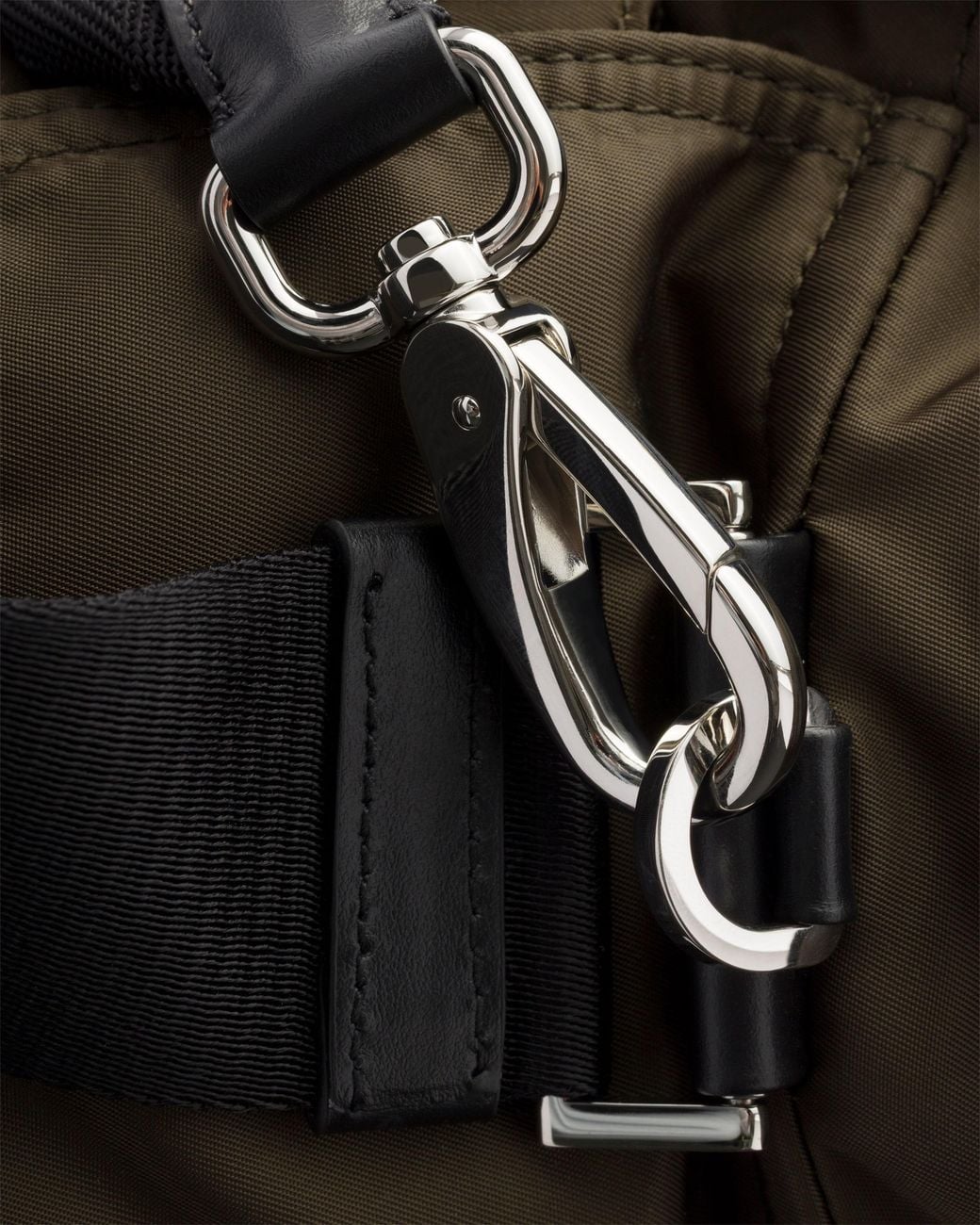 Borsa Explore di Prada in Black da Uomo