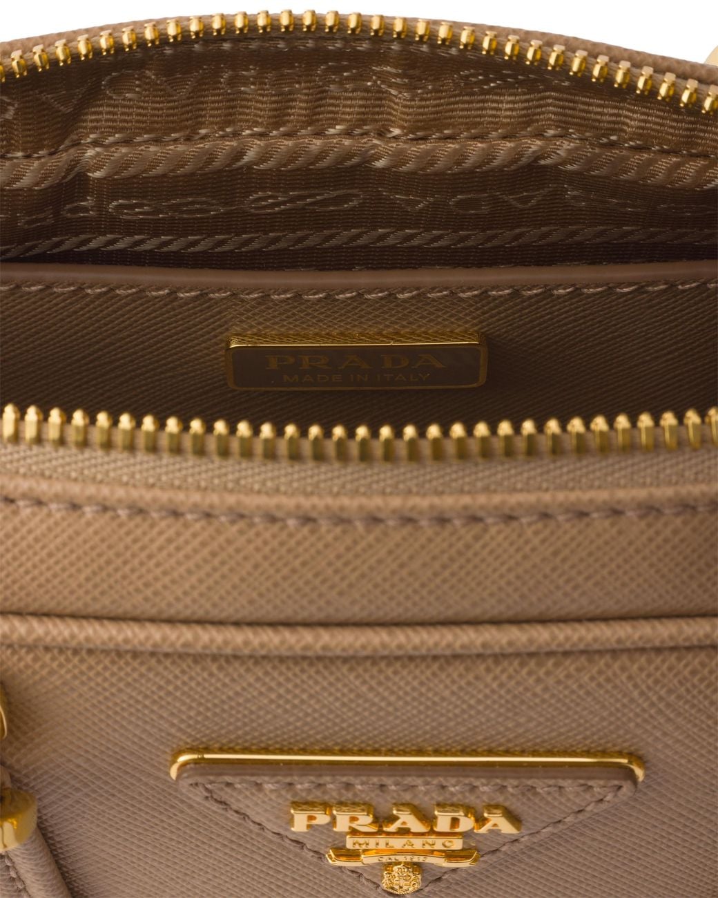 Bauletto Mini di Prada in White