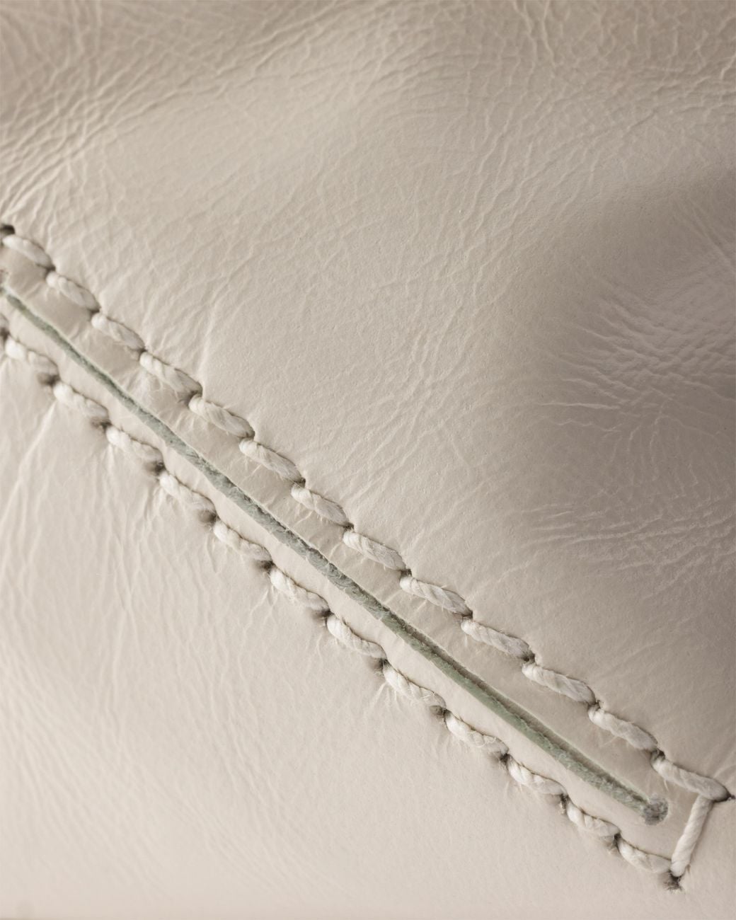Borsa A Spalla Aimèe Medium di Prada in White