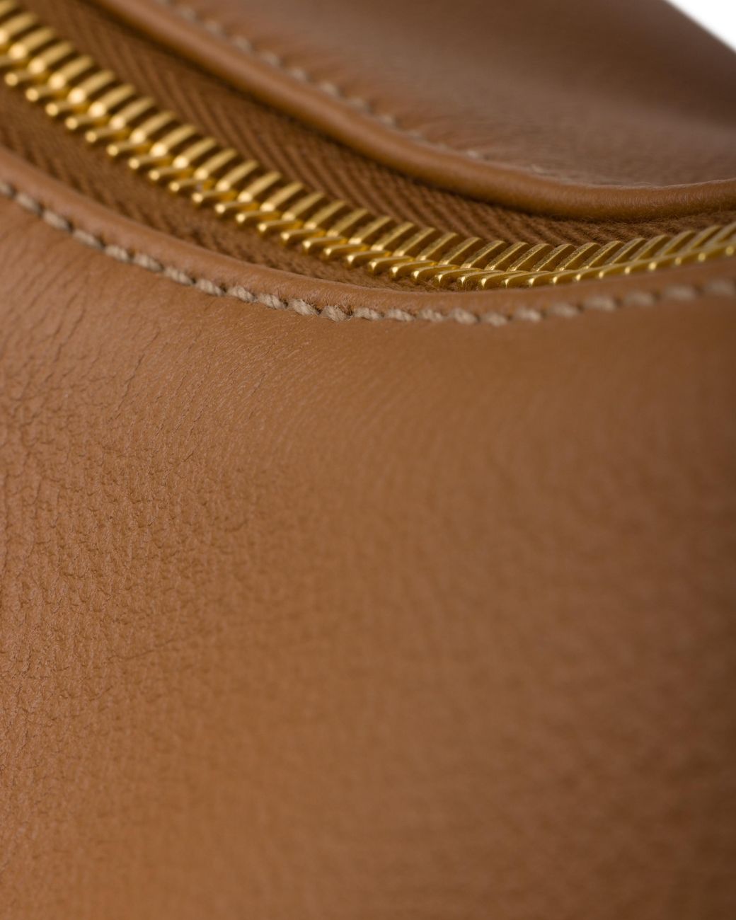 Borsa A Spalla Aimée Large di Prada in Brown