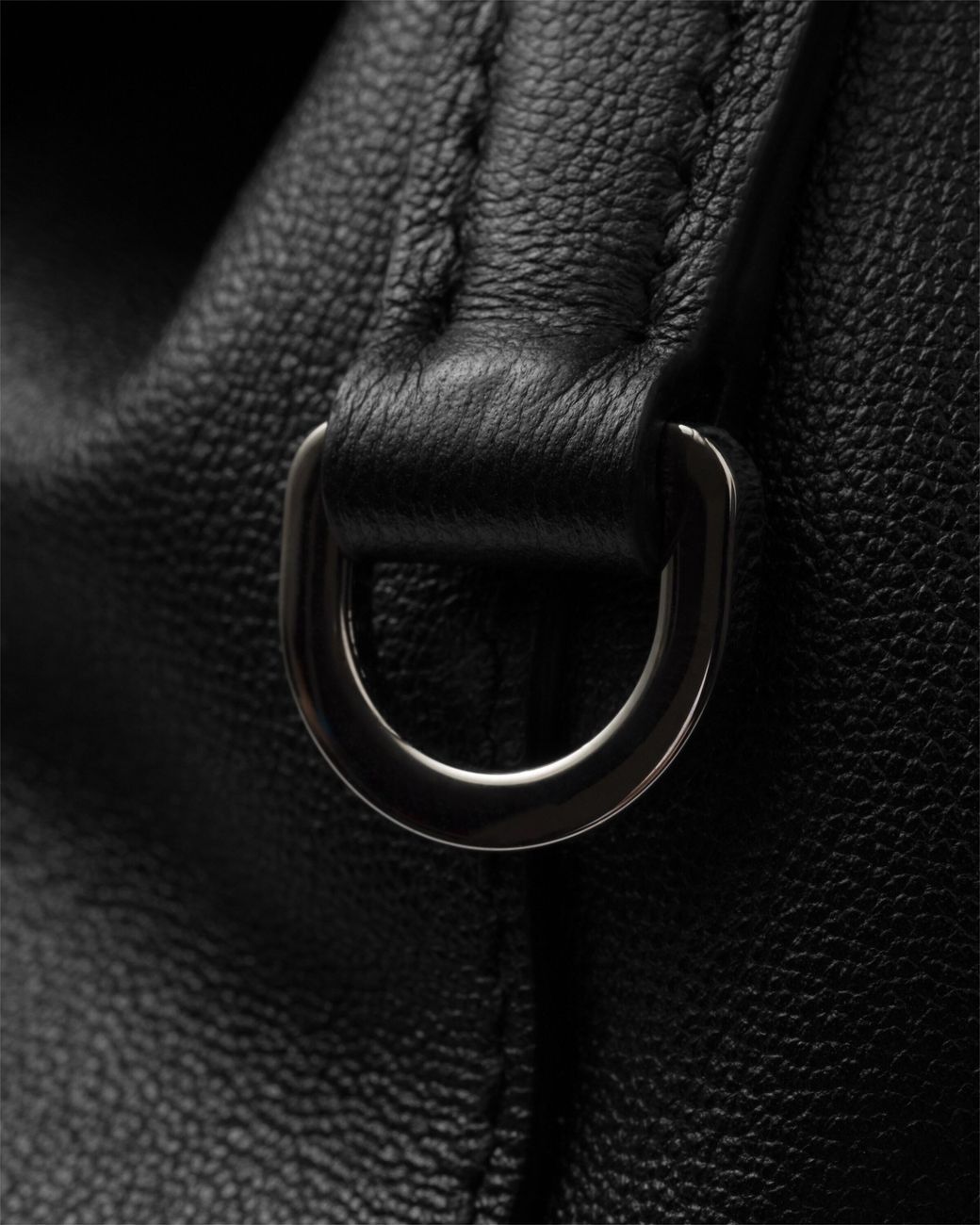 Prada Black Rucksack Aus Leder, Damen