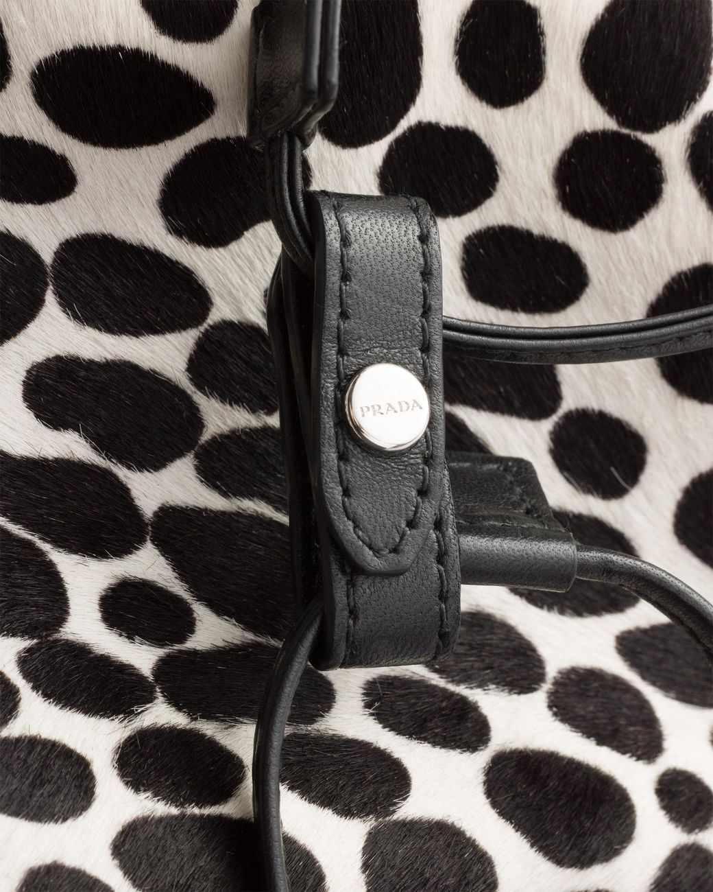 Pouch Wish di Prada in Black