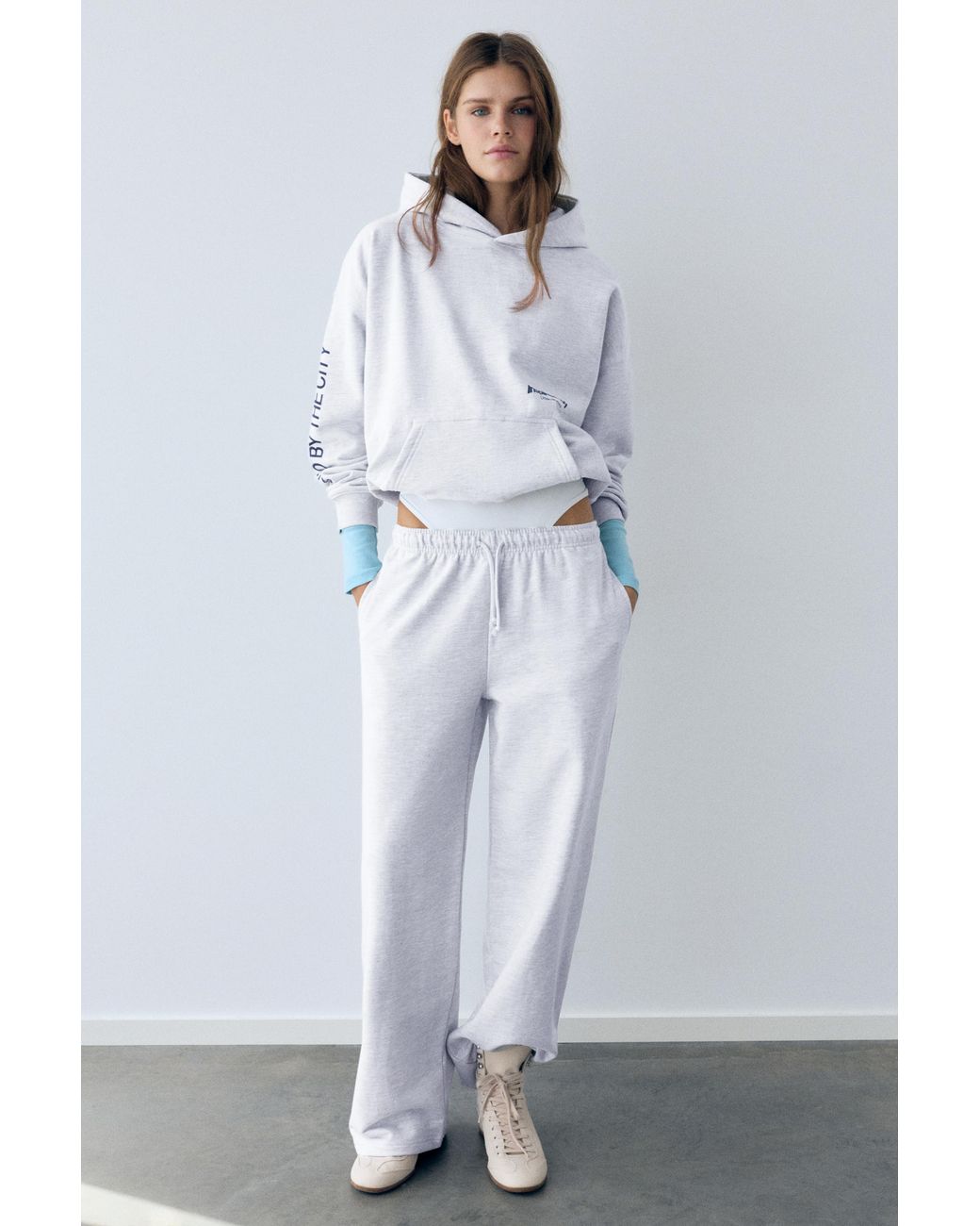 Sweat À Capuche Graphique En Daim Pull&Bear en coloris Gray