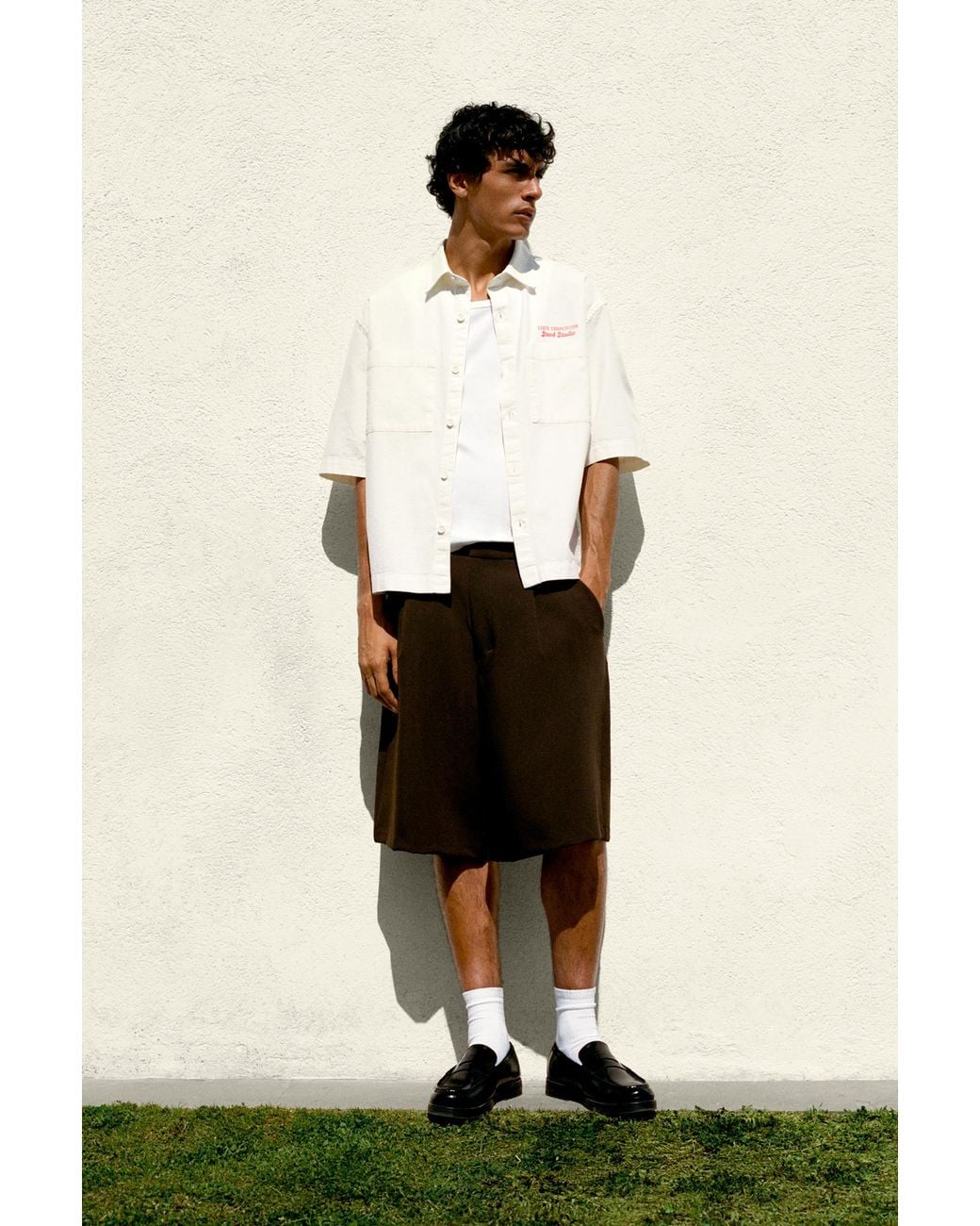 Pull&Bear Natural Smart Bermuda Shorts With Pleats for men