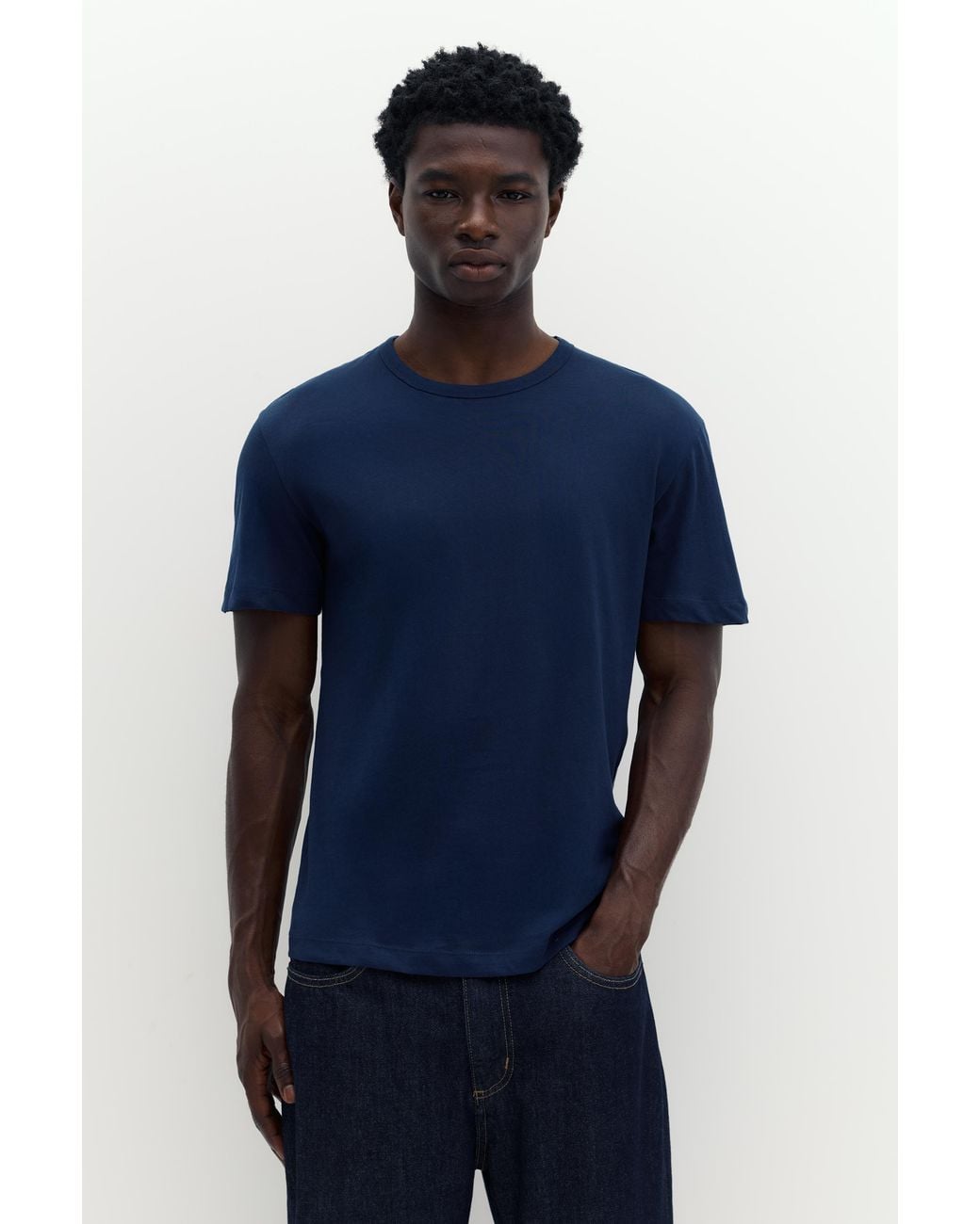 Pull&Bear Blue Slim Fit Basic T-Shirt for men