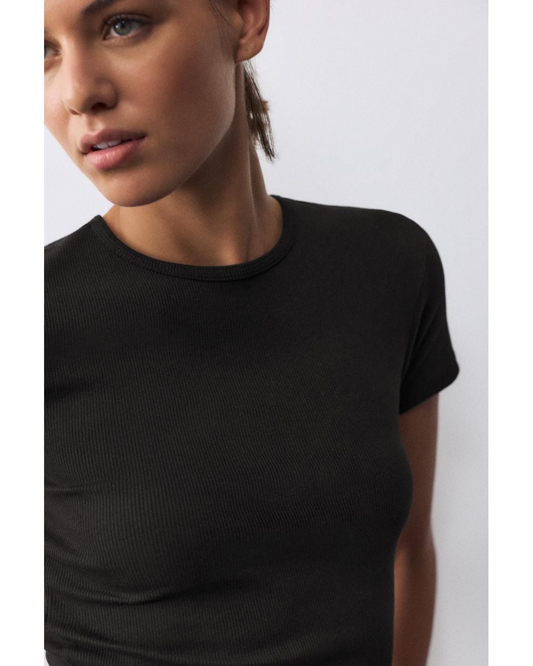 Pull&Bear Geribd T-Shirt Met Korte Mouw in het Black