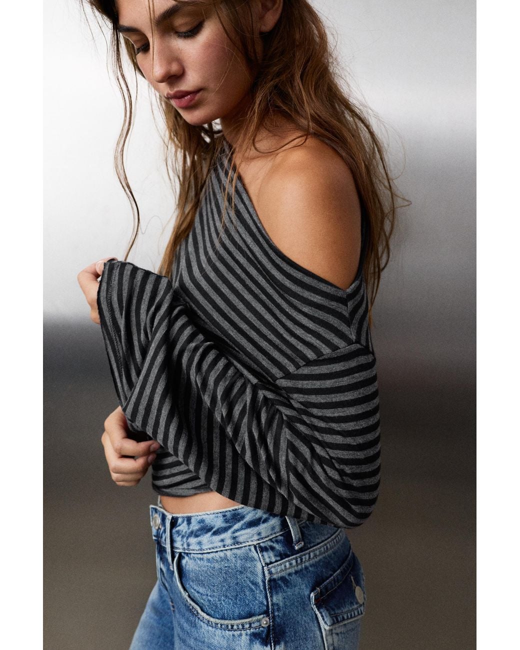 Pull&Bear Black Asymmetric Striped T-Shirt