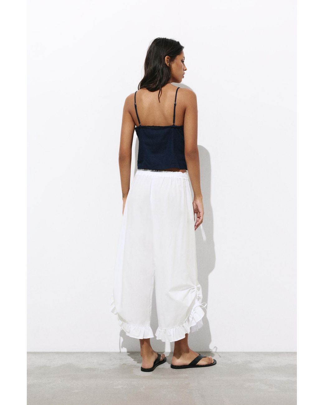 Pull&Bear White Sarouel Trousers With Frill And Bows