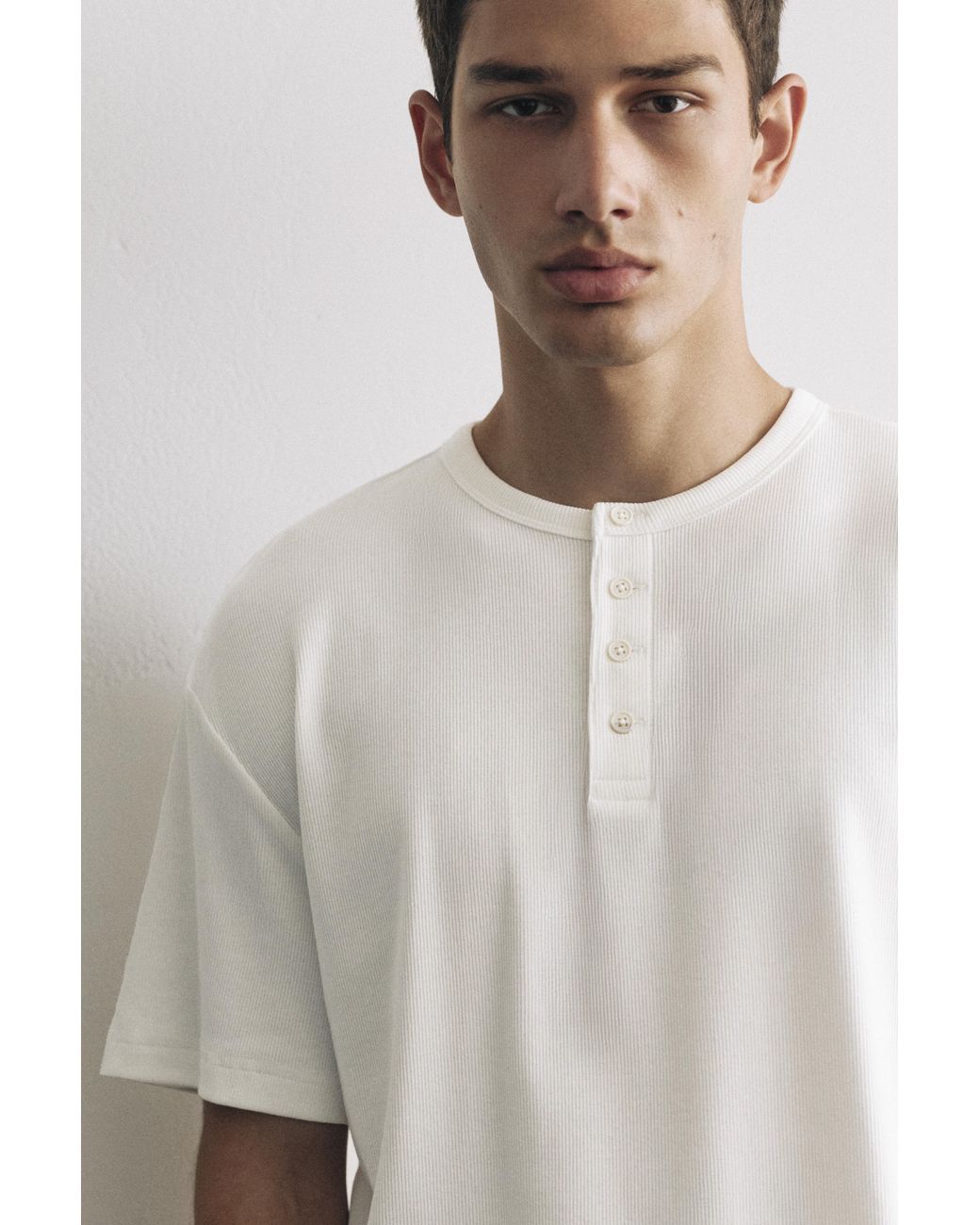Pull&Bear Multicolor Slim-Fit Henley Neck T-Shirt for men