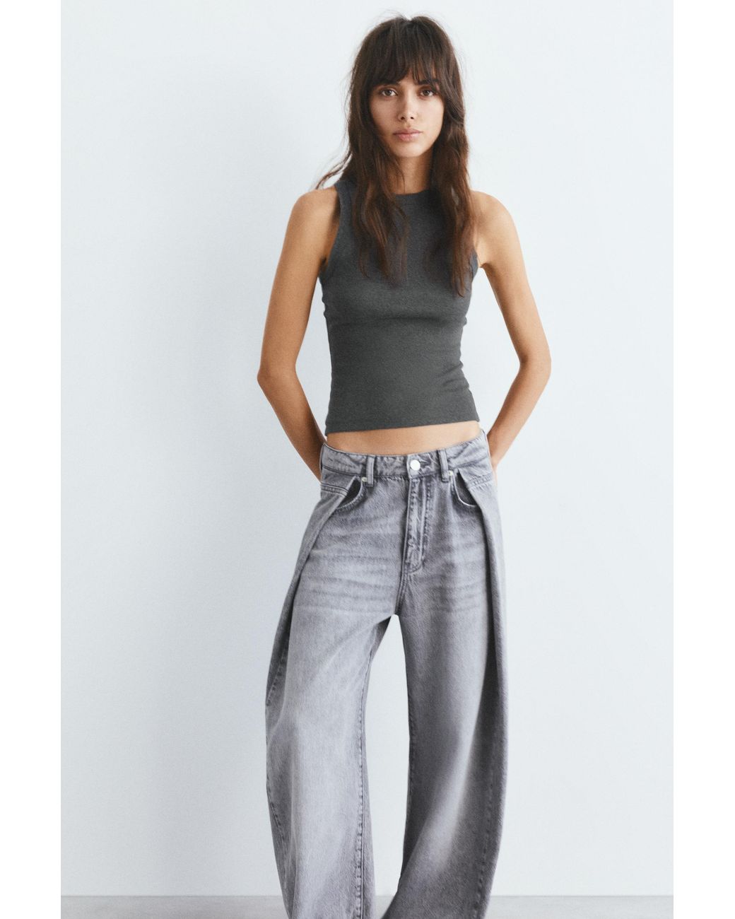 Pull&Bear Black Round Neck Tank Top