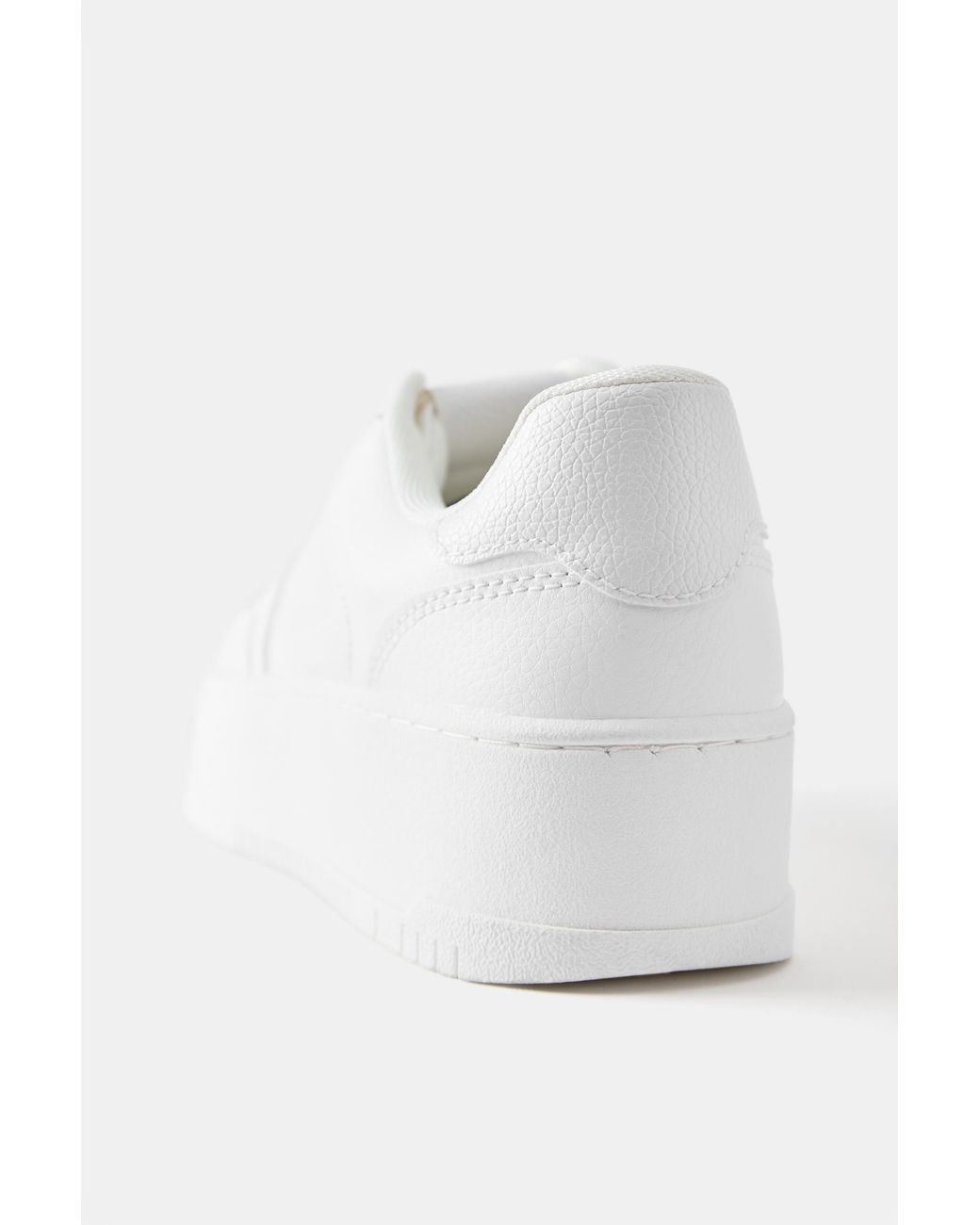 Sneaker Con Plateau E Dettaglio di Pull&Bear in Blue