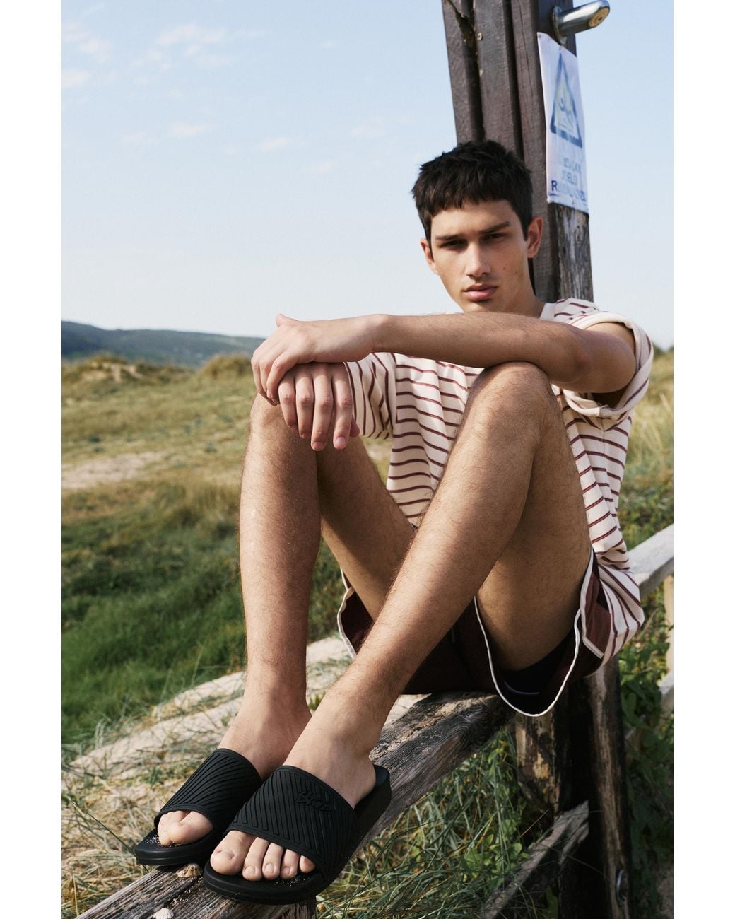 Pull&Bear White Stwd Rubberised Sandals for men