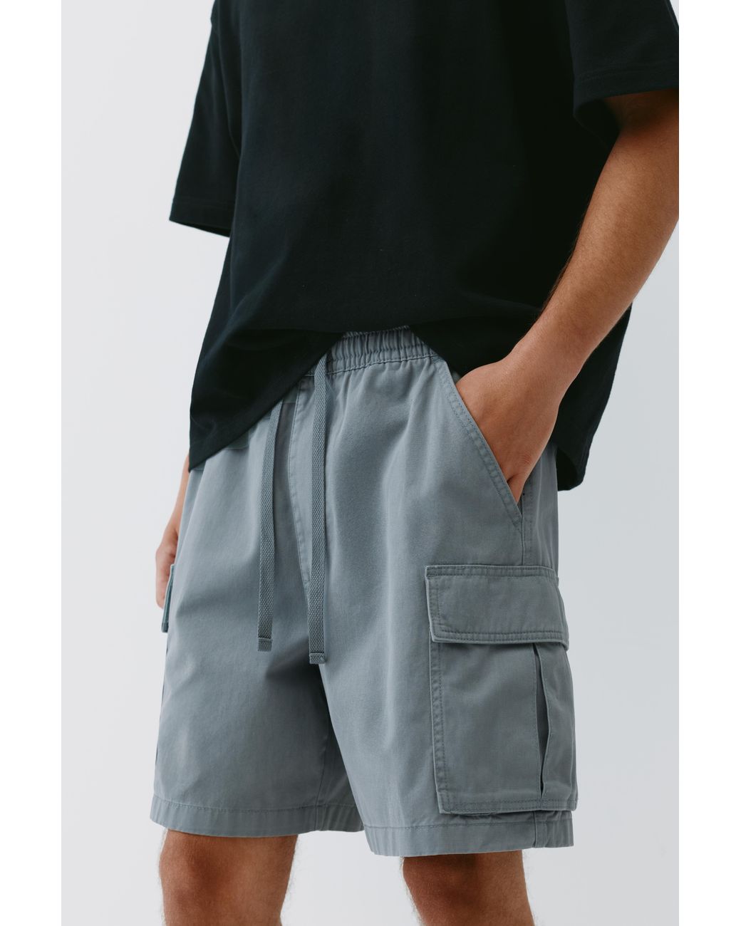 Pull&Bear Gray Cargo Bermuda Shorts for men