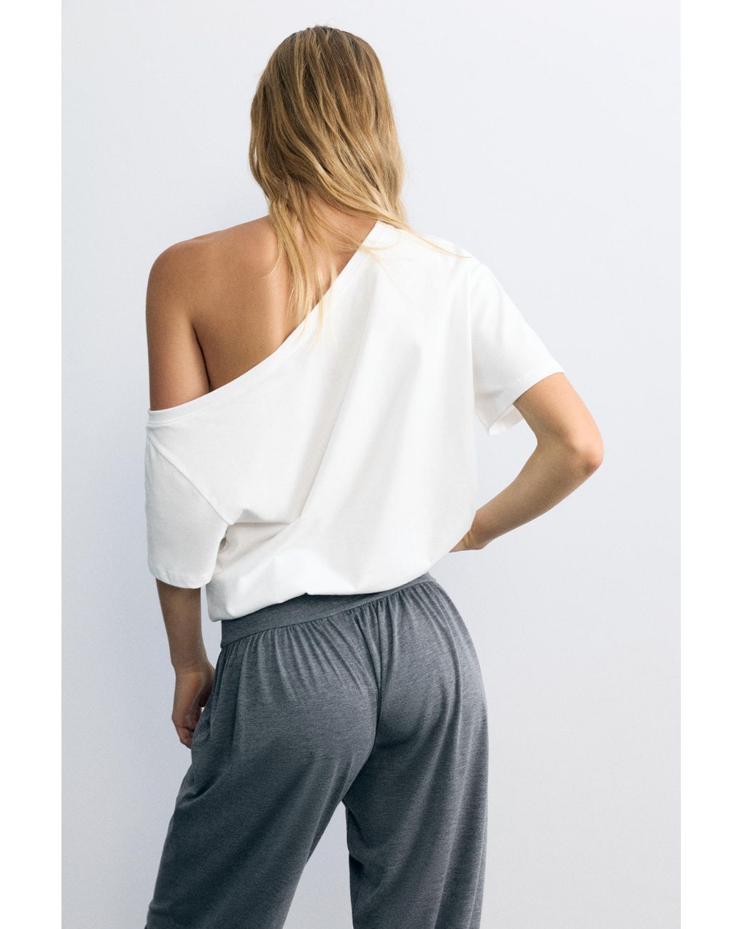 Pull&Bear White Asymmetric Star T-Shirt