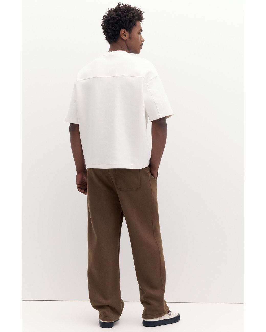 Pull&Bear Basic Baggy-Jogginghose in Brown für Herren