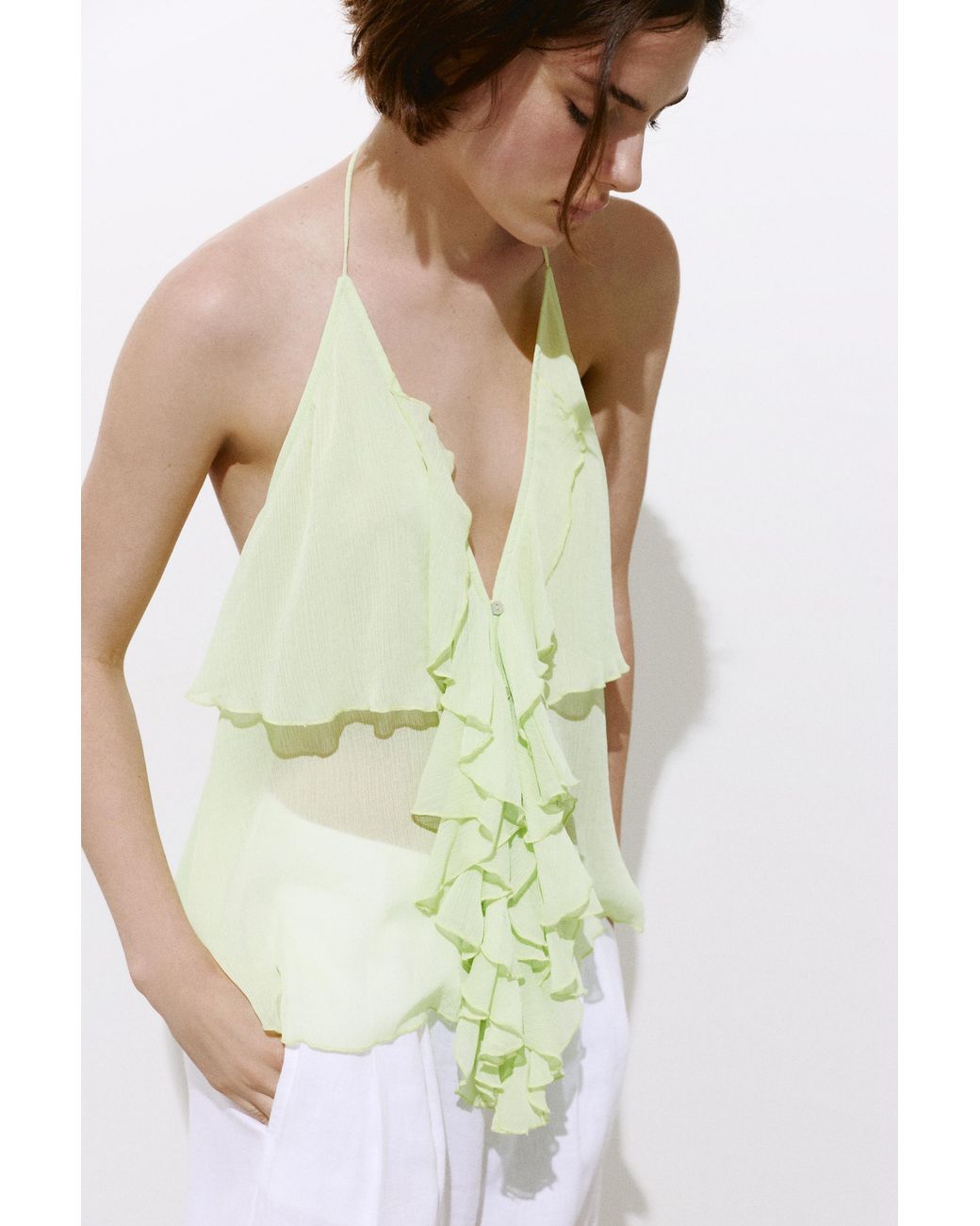 Top Halter Con Volant di Pull&Bear in White