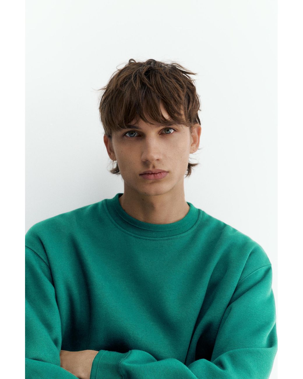 Pull&Bear Green Relaxed Fit Round Neck Sweatshirt for men