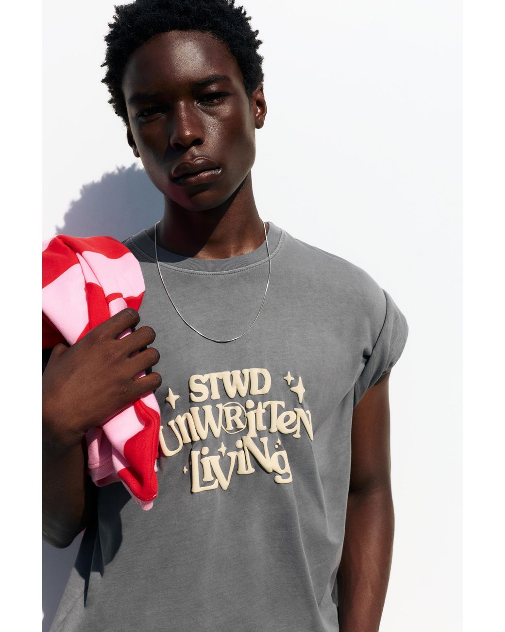 Pull&Bear Red Stwd Unwritten Living T-Shirt for men