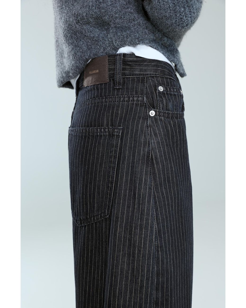 Pull&Bear Blue Striped Mid-Waist Barrel Jeans