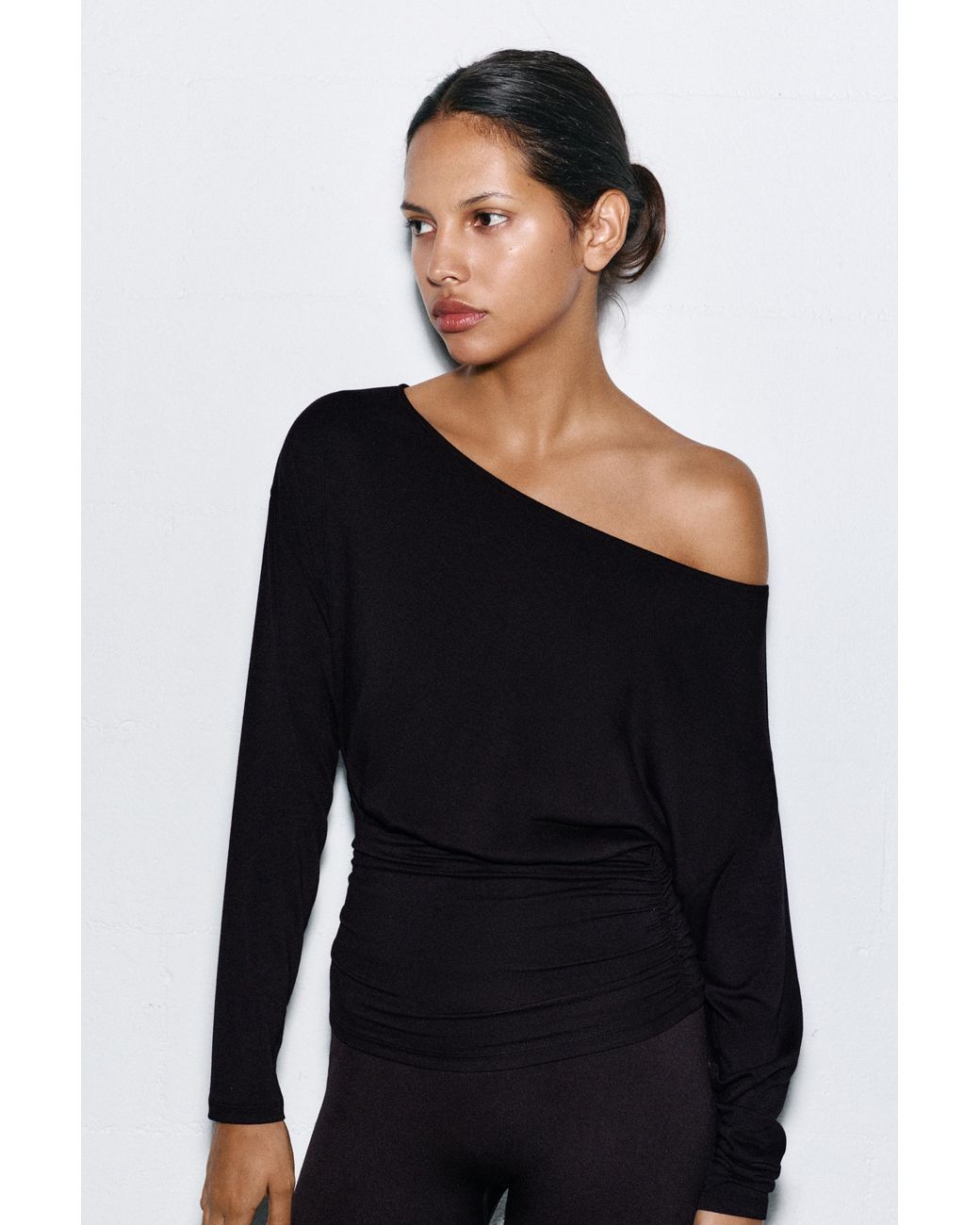 Pull&Bear Gray Asymmetric Waistband Top