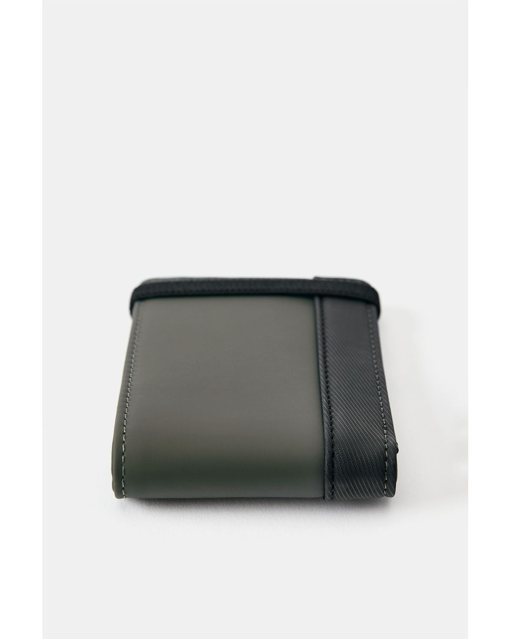 Pull&Bear Multicolor Rubberised Purse for men